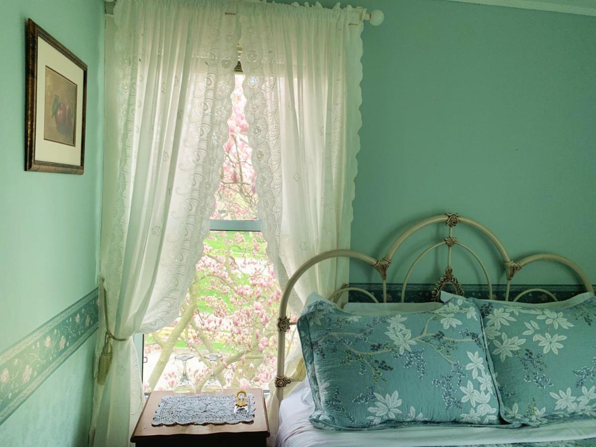 Strathaird Bed And Breakfast Ніагара-Фоллс Екстер'єр фото